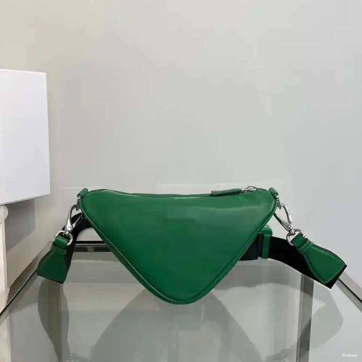 2212HT0001 Prada Bag 0617